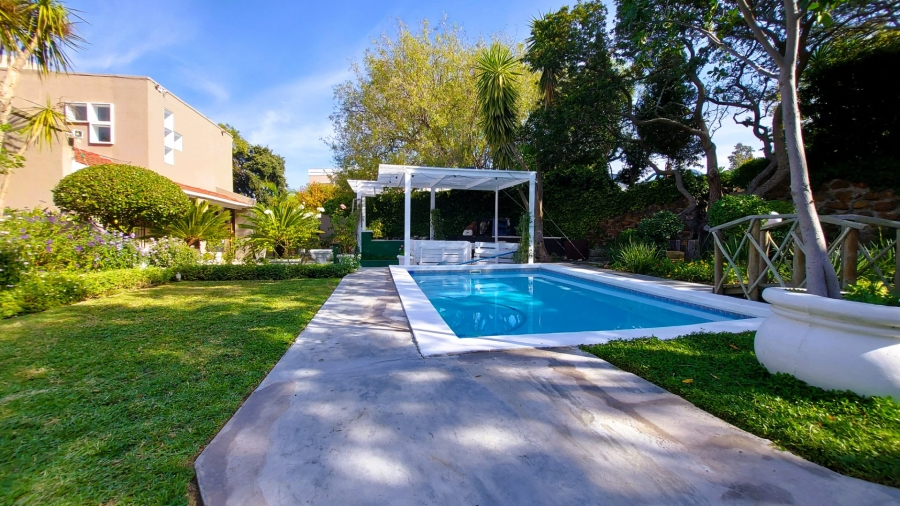 9 Bedroom Property for Sale in Montclair Western Cape